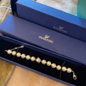 Swarovski Crystal Pearl Bracelet
